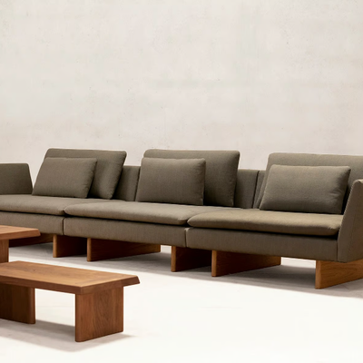 X-L-05-Sofa-Phantom-Hands-521955-rel765c711e.jpg